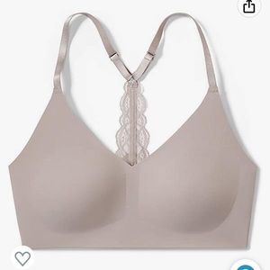 True & Co. True Body Triangle lace racer back bra